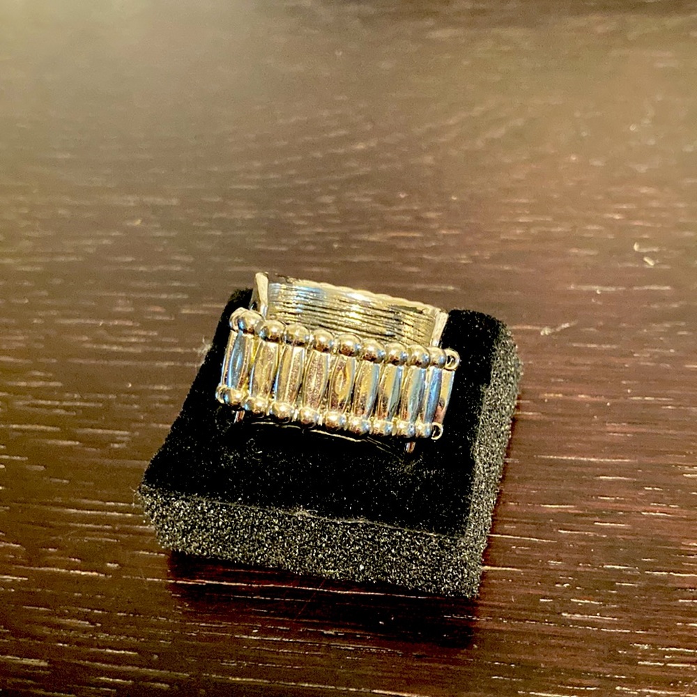 Stretch ring - Picture 2 of 2